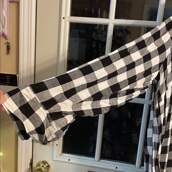 Black and White Checkered women’s long sleeve - Picture 2 of 4